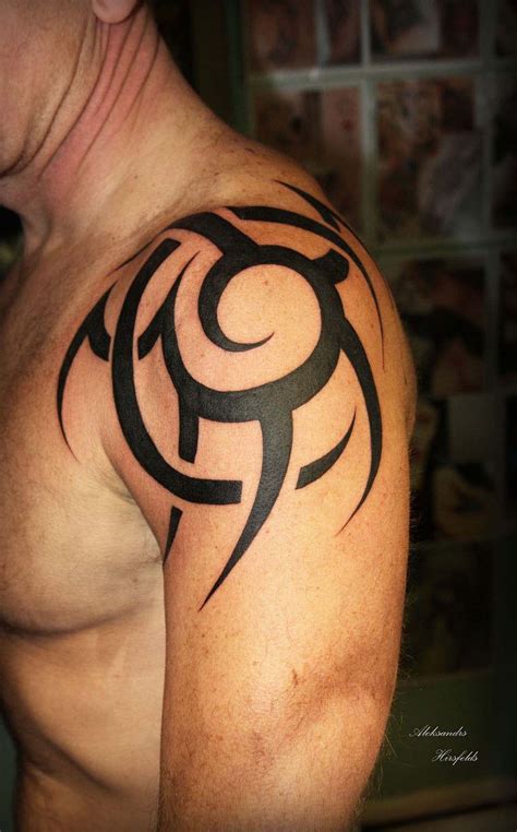 tatouage tribal facile|Zoom sur le tatouage tribal, sa signification et son。